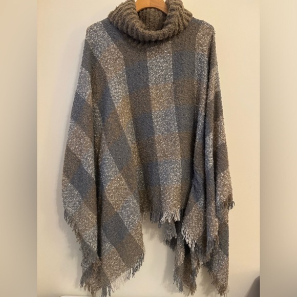 Women’s Poncho Cowl neck Charcoal Soft Gray Tan One Size Fringe detail - Picture 1 of 3